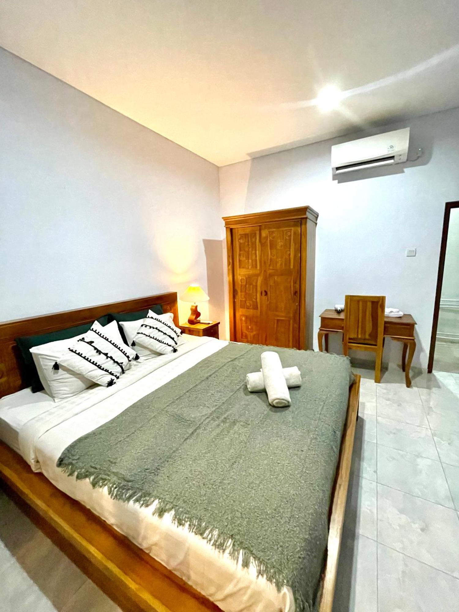 Chua Guest House Canggu Exterior photo