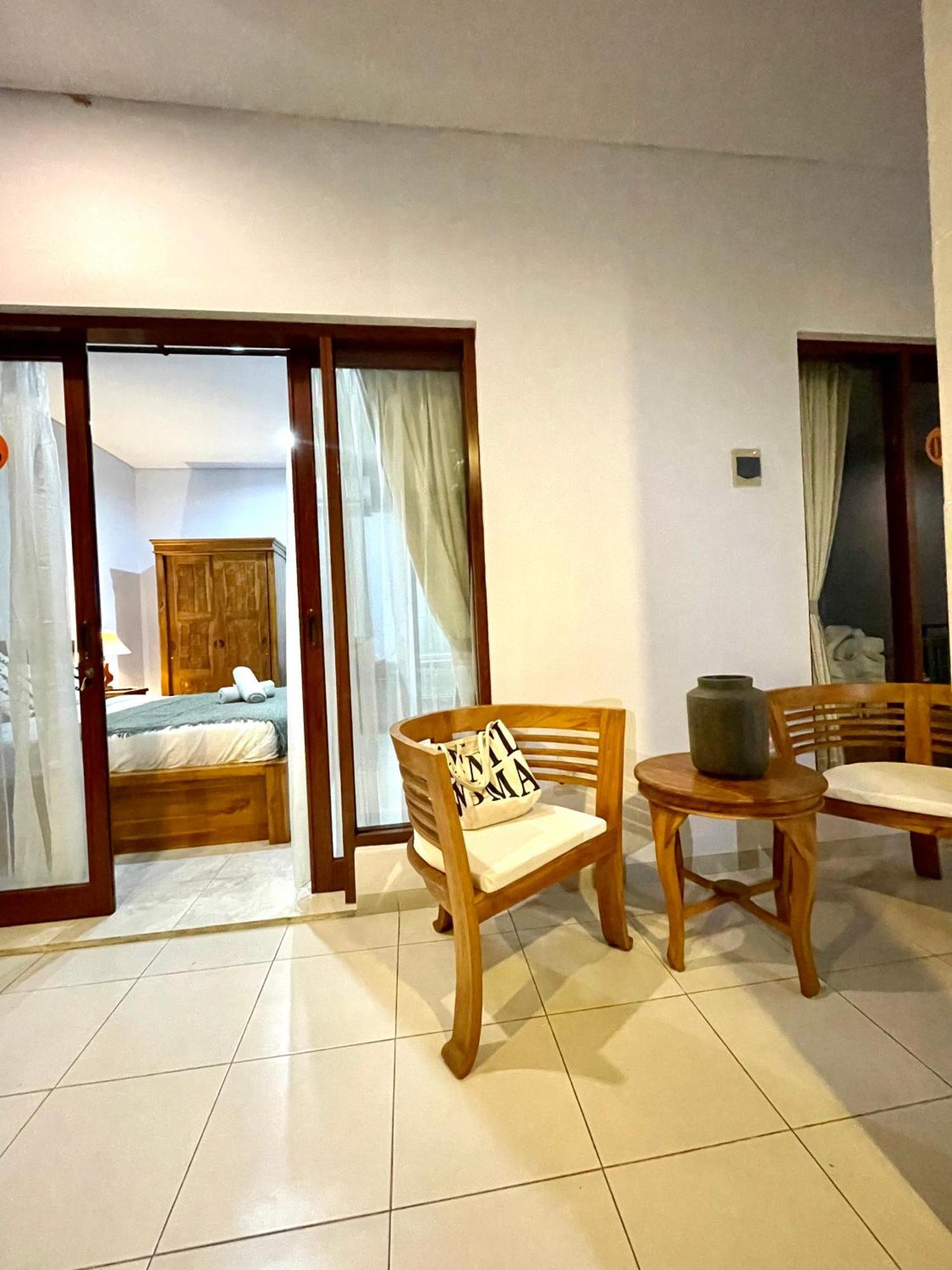 Chua Guest House Canggu Exterior photo